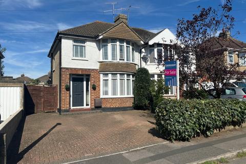 3 bedroom semi-detached house for sale, Merton Avenue, Swindon SN2