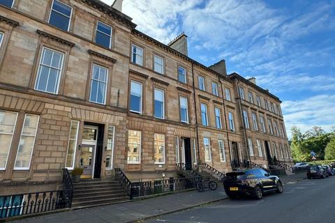 2 bedroom flat to rent, Park Circus Place, Glasgow G3