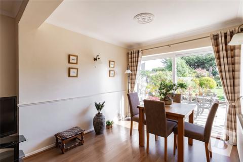 90 Northdown Road, Hornchurch, RM11 1NE