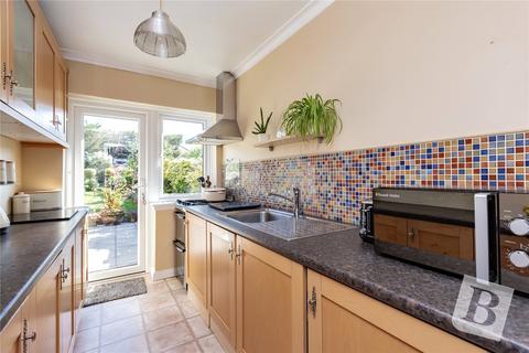 90 Northdown Road, Hornchurch, RM11 1NE