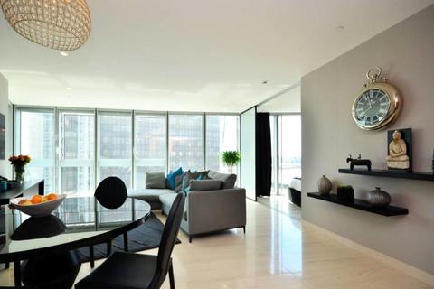 1 bedroom apartment for sale, The Tower, St George Wharf, London, SW8