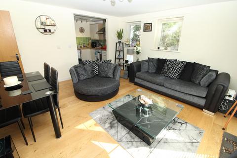 2 bedroom flat for sale, North Crawley Road, Newport Pagnell