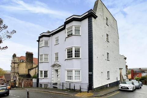 2 bedroom apartment to rent, Granby Hill, Bristol BS8