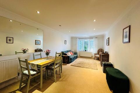 3, Hillcrest Forest Road, Binfield, Bracknell, RG42 4AF