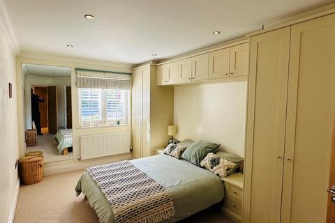 3, Hillcrest Forest Road, Binfield, Bracknell, RG42 4AF