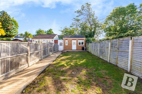 4 bedroom terraced house for sale, Cheviot Road, Hornchurch, RM11