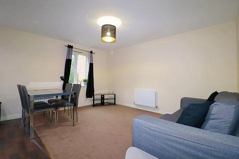 2 bedroom flat to rent, Ffordd James McGhan, Cardiff Bay, Cardiff, CF11