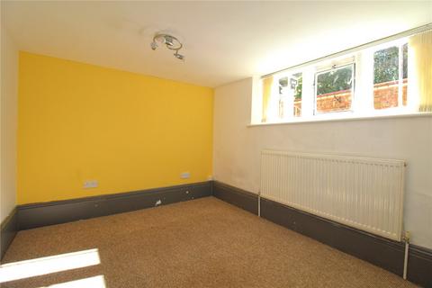 1 bedroom apartment for sale, St James Court, Trowbridge