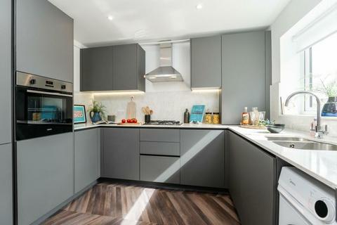 3 bedroom end of terrace house for sale, The Torquay at Harbour Village, Washmill Gardens DA11