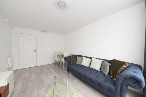 3 bedroom apartment for sale, Prospect Ring, London, N2