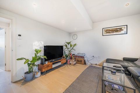 2 bedroom flat to rent, Malferna House, Dalston, London, E8