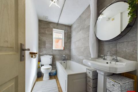 51 Frampton Road, Gloucester, GL1 5QB