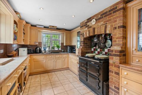 5 bedroom detached house for sale, Southfield, Ickleton