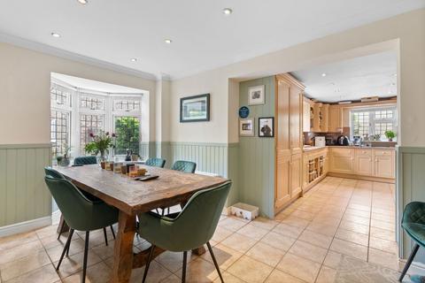 5 bedroom detached house for sale, Southfield, Ickleton