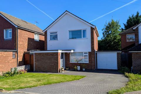 3 bedroom detached house for sale, Wellswood Close, Hemel Hempstead