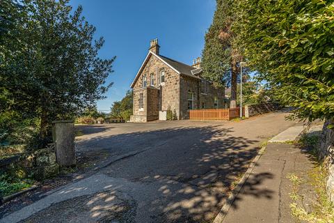 Oak Ville Manse Road, Bowling, Glasgow, G60 5AA