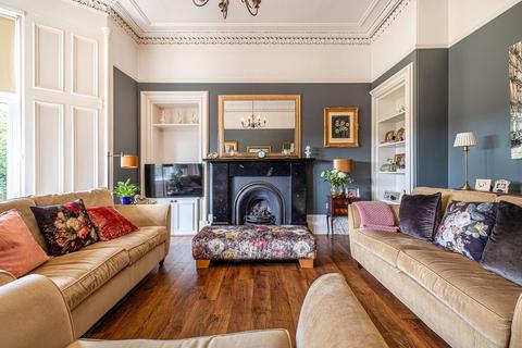 Oak Ville Manse Road, Bowling, Glasgow, G60 5AA