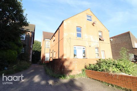 2 bedroom apartment for sale, Biscot Road, Luton