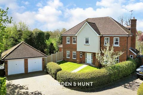 5 bedroom detached house for sale, The Gables, Ongar, CM5