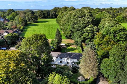 4 bedroom detached house for sale, High Street, Medstead, Alton, Hampshire, GU34