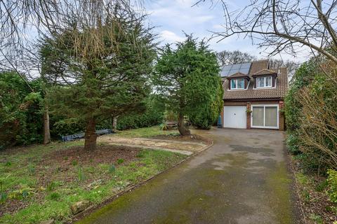 4 bedroom detached house for sale, Cutter Avenue, Warsash, SO31