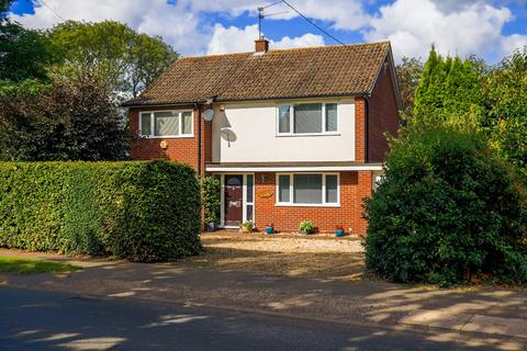 4 bedroom detached house for sale, The Street, Garboldisham