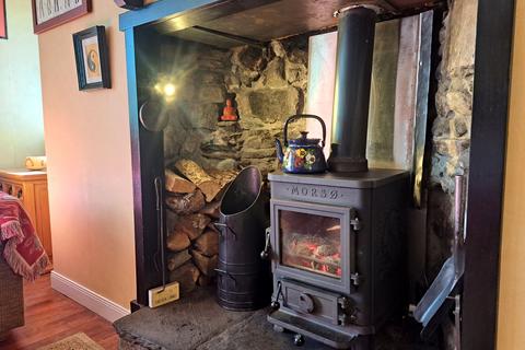 Loch Bhuie Cottage Kingussie Road, Newtonmore, PH20 1AY