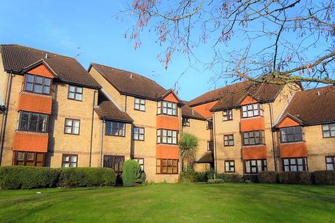 1 bedroom apartment to rent, Ryde Court, Aldershot GU12