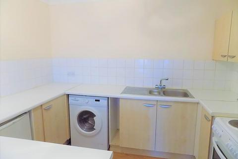 1 bedroom apartment to rent, Ryde Court, Aldershot GU12