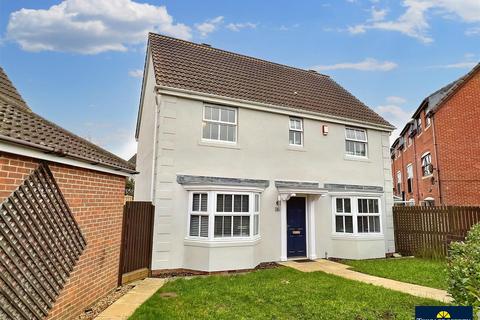 4 bedroom detached house for sale, Madeira Way, Eastbourne