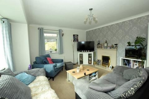 2 bedroom flat for sale, Wimslow Court, Scarborough YO12