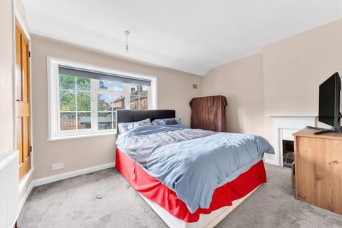 35 Steyning Grove, London, SE9 4NG