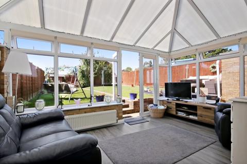 6 Ash Close, Crawley Down, Crawley, RH10 4PG