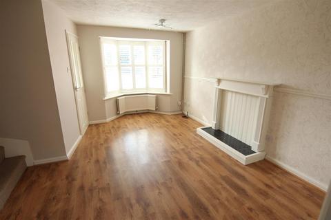 2 bedroom terraced house to rent, Withy Bush, Burgess Hill