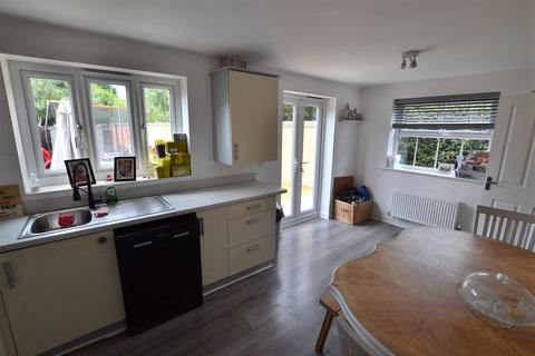 3 bedroom end of terrace house for sale, Wood Drive, Derby DE74