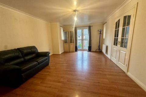 2 bedroom flat for sale, Sandringham Court, Darlington, Durham, DL3 9FB