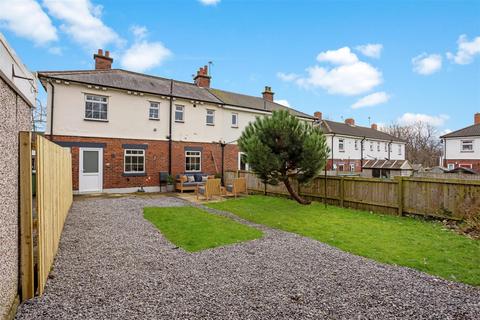 3 bedroom semi-detached house for sale, Stanhope Drive, Leeds LS18