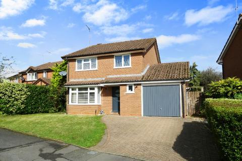 3 bedroom detached house for sale, Powys Grove, Banbury