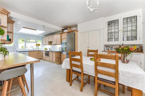 4 bedroom semi-detached house for sale, Woodbury Avenue, Petersfield, Hampshire, GU32