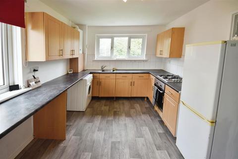 2 bedroom flat to rent, Cornock Street, Clydebank G81