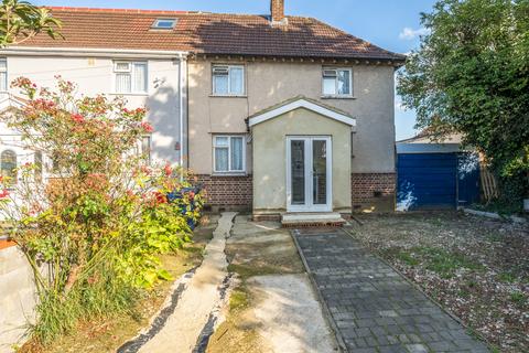 2 bedroom end of terrace house for sale, Manaton Crescent, Southall, UB1