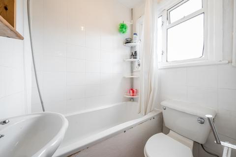 31 Manaton Crescent, Southall, UB1 2SY