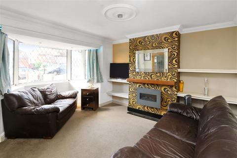 6 Brendon Close, Erith, DA8 3QB