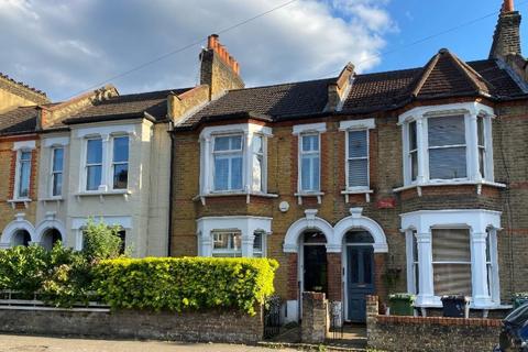 3 bedroom terraced house for sale, Fernbrook Road, London SE13