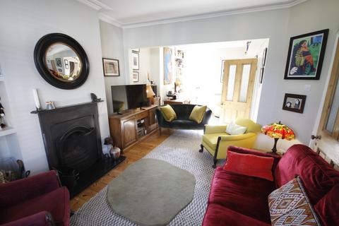 3 bedroom terraced house for sale, Fernbrook Road, London SE13