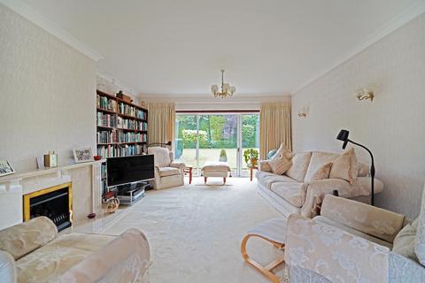 2 bedroom detached bungalow for sale, Woodside Way, Solihull, B91