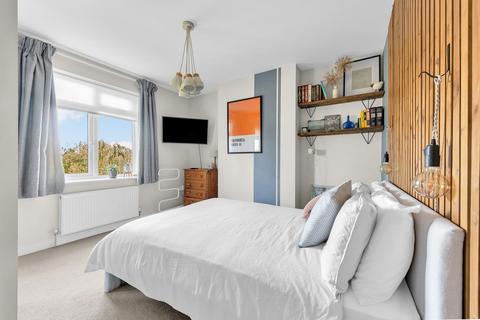 224 Green Lane, London, SE9 3TL
