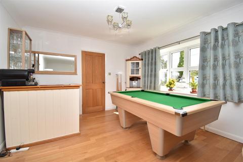 3 bedroom bungalow for sale, Priory Road