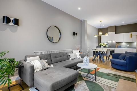 2 bedroom end of terrace house for sale, Dalston Lane, London, E8