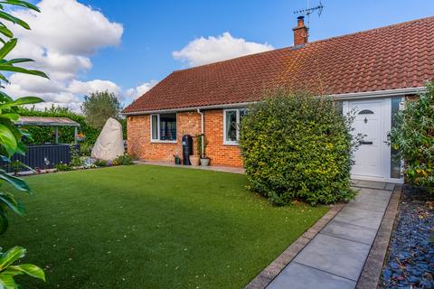 3 bedroom semi-detached bungalow for sale, Haden Way, Willingham, CB24